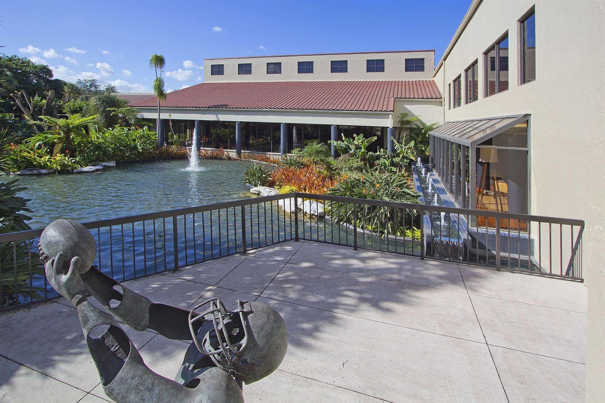 Miami Lakes Hotel Kültér fotó