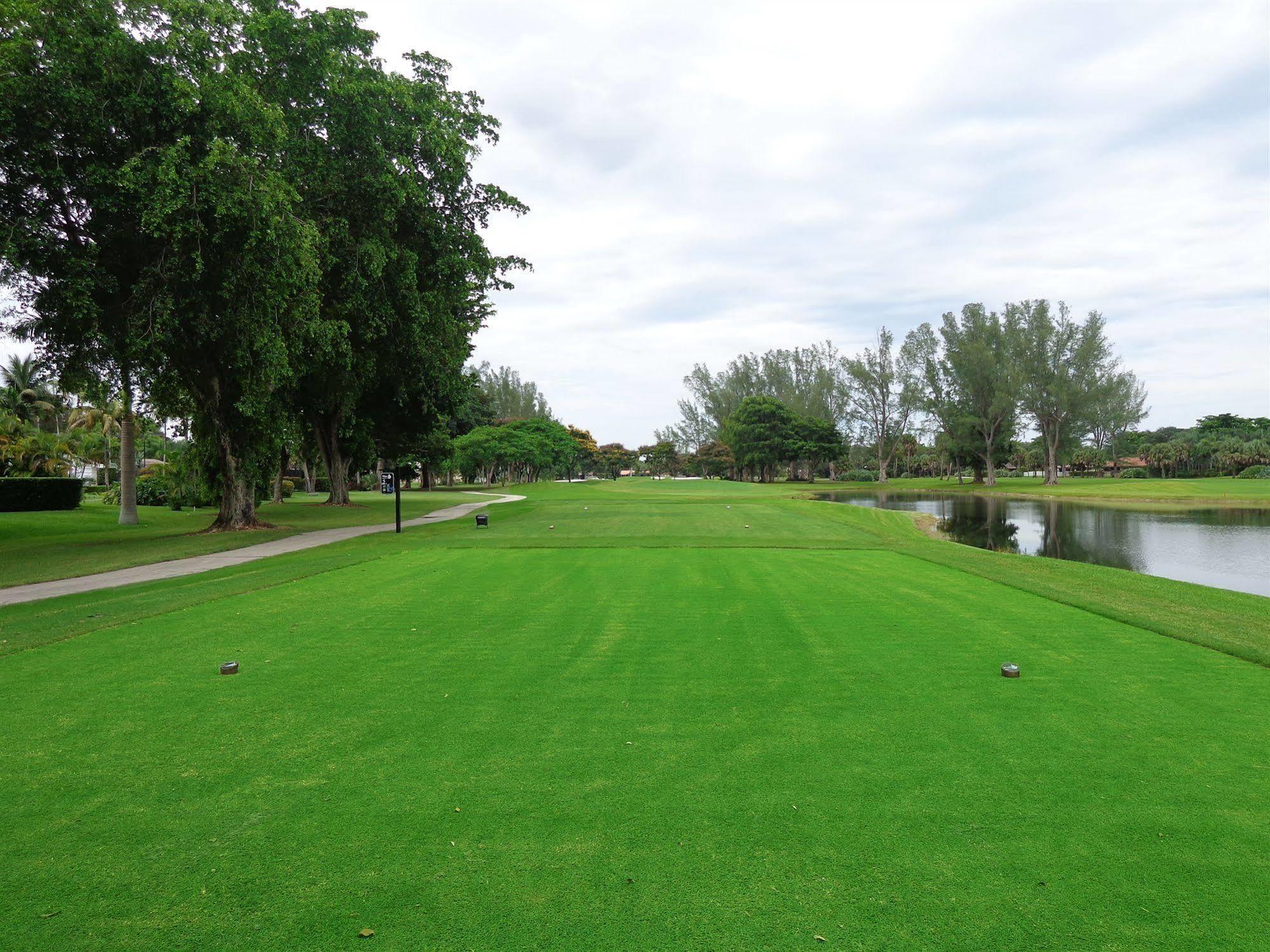 Miami Lakes Hotel Kültér fotó